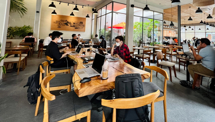 Giá lắp đặt camera quán cafe bao nhiêu?